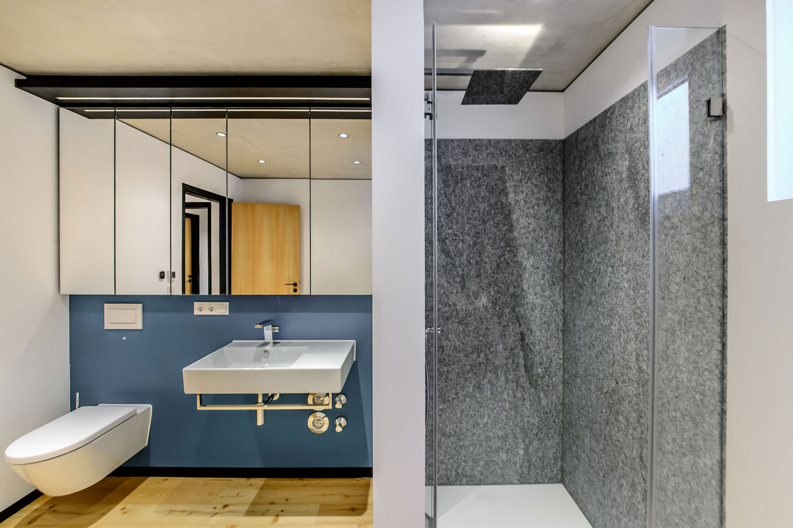 Projekt in der Zweigstraße in Puchheim // Ansicht Badezimmer